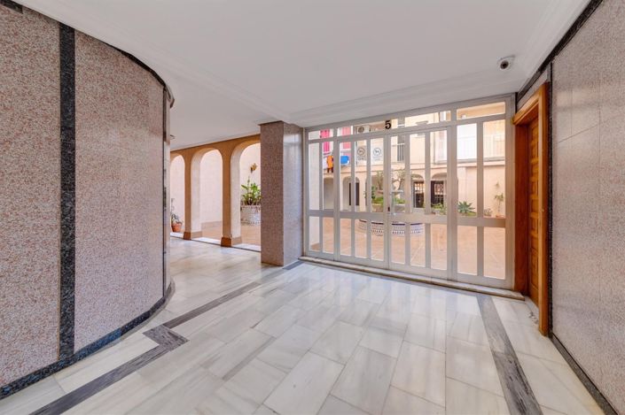 Image No.17-Apartment for sale