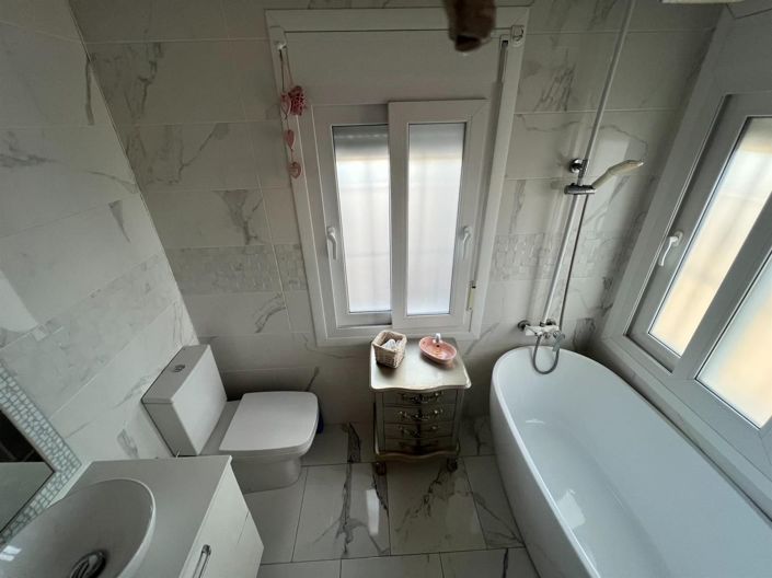 Image No.22-3 Bed Villa for sale