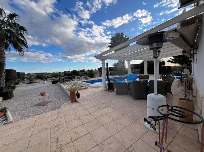 Image No.26-3 Bed Villa for sale