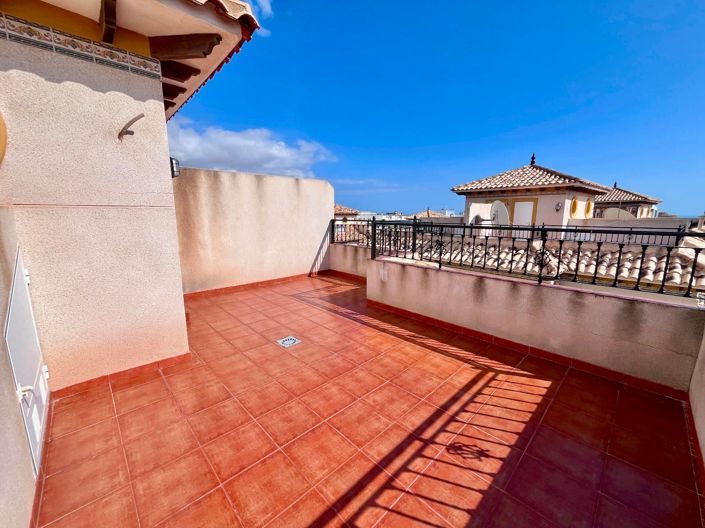 Image No.29-3 Bed House for sale