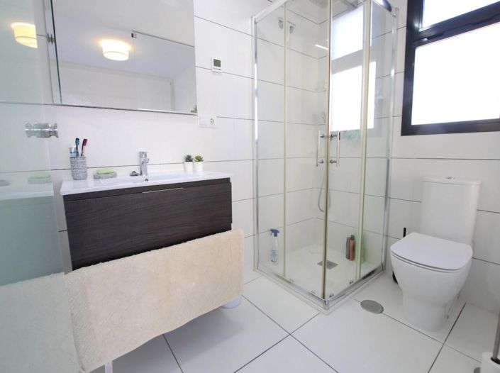 Image No.14-2 Bed Apartment for sale