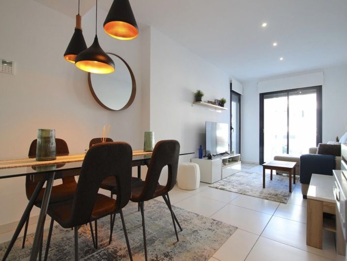 Image No.7-2 Bed Apartment for sale