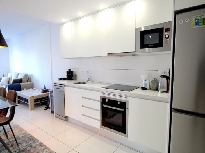 Image No.8-2 Bed Apartment for sale