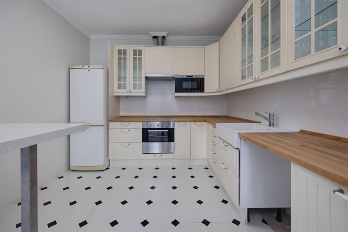 Image No.8-3 Bed House for sale