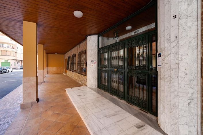 Image No.27-3 Bed Apartment for sale