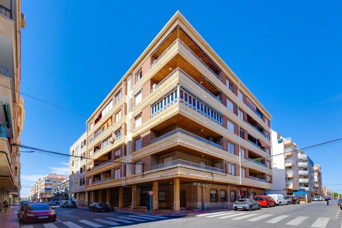 Image No.28-3 Bed Apartment for sale