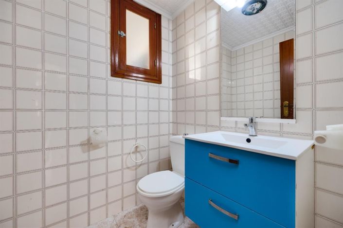 Image No.8-3 Bed Apartment for sale