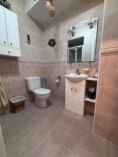 Image No.9-2 Bed House for sale