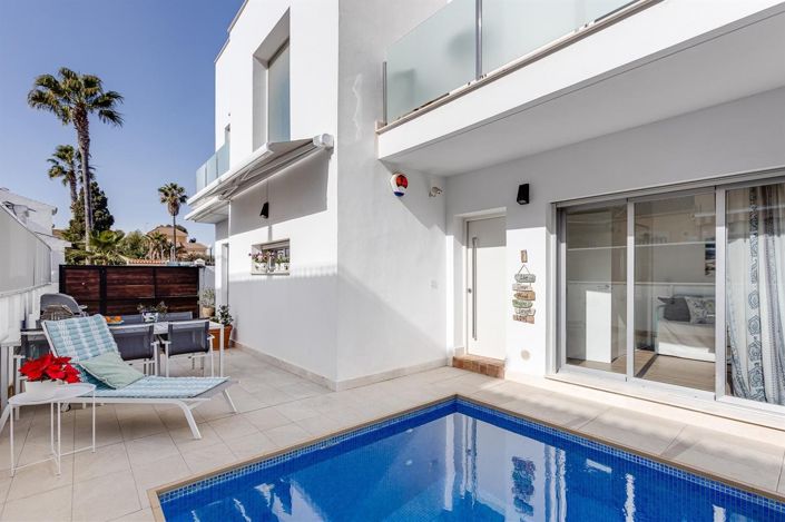 Image No.18-3 Bed Villa for sale