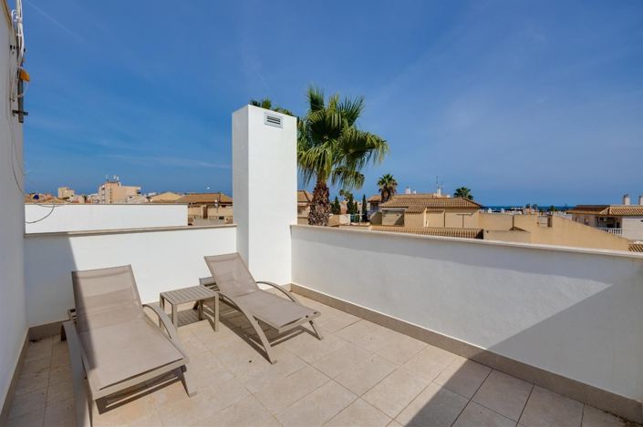 Image No.40-3 Bed Villa for sale