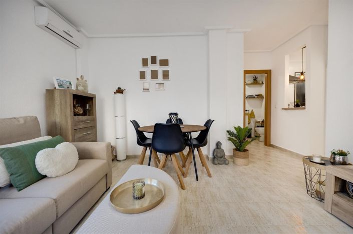 Image No.12-2 Bed Bungalow for sale