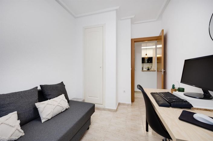 Image No.23-2 Bed Bungalow for sale