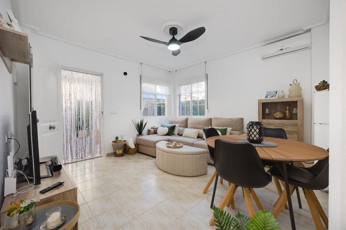 Image No.4-2 Bed Bungalow for sale