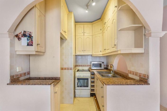 Image No.8-3 Bed Apartment for sale