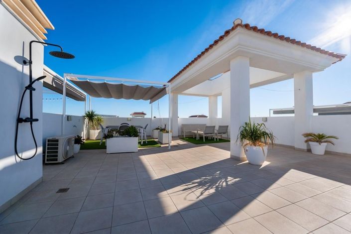 Image No.22-2 Bed Bungalow for sale