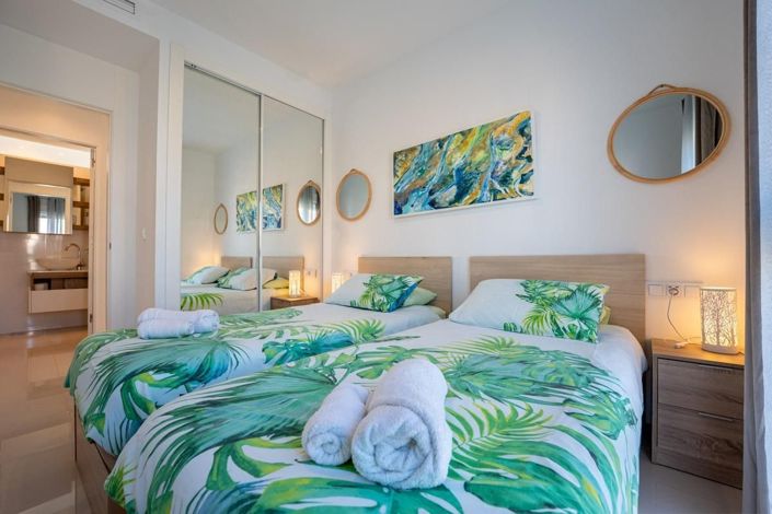 Image No.9-2 Bed Bungalow for sale