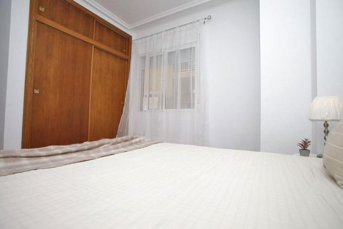 Image No.17-2 Bed Apartment for sale