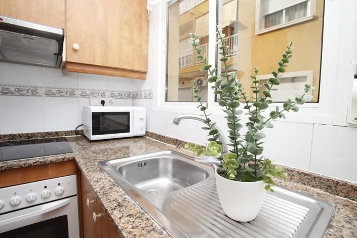 Image No.37-2 Bed Apartment for sale