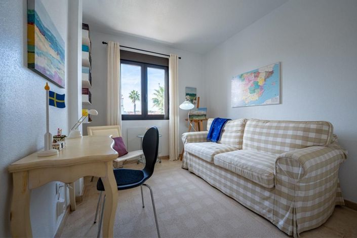 Image No.15-3 Bed Apartment for sale