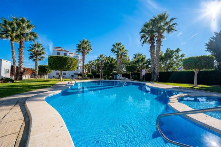 Image No.18-3 Bed Apartment for sale