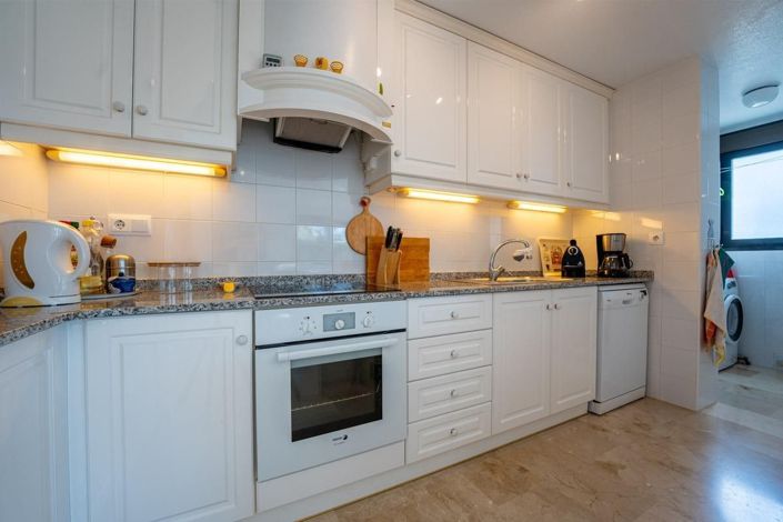 Image No.6-3 Bed Apartment for sale