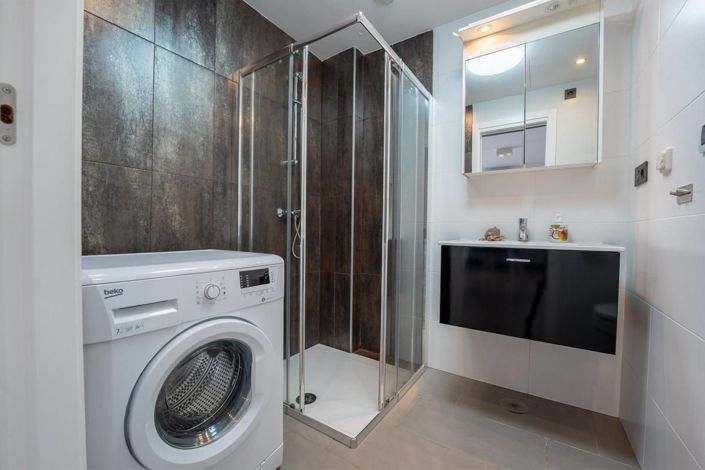 Image No.12-2 Bed Apartment for sale