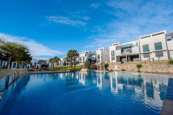 Image No.21-2 Bed Apartment for sale