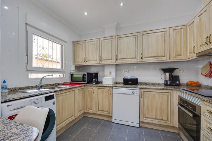 Image No.14-2 Bed Villa for sale