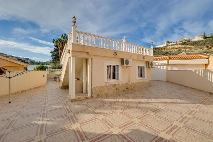 Image No.6-2 Bed Villa for sale