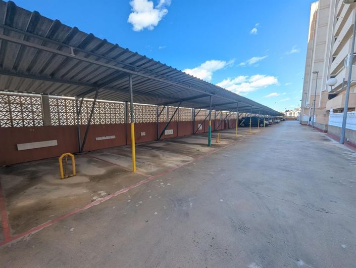 Image No.27-2 Bed Apartment for sale