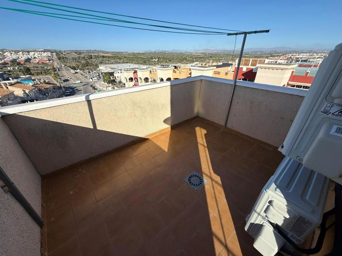 Image No.18-3 Bed Villa for sale