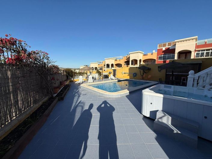 Image No.19-3 Bed Villa for sale