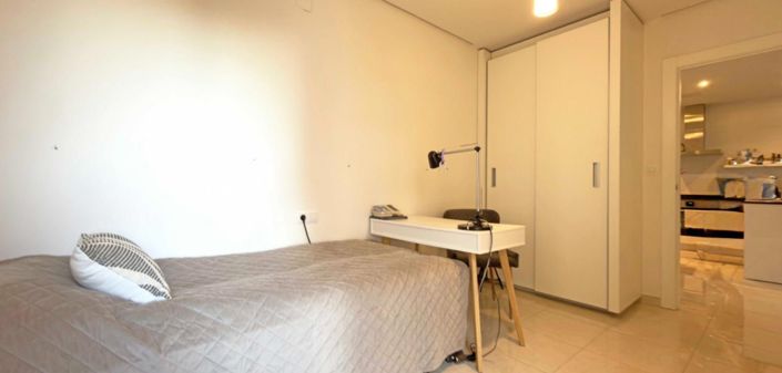 Image No.10-2 Bed Apartment for sale