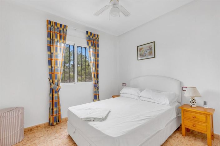 Image No.9-2 Bed Bungalow for sale