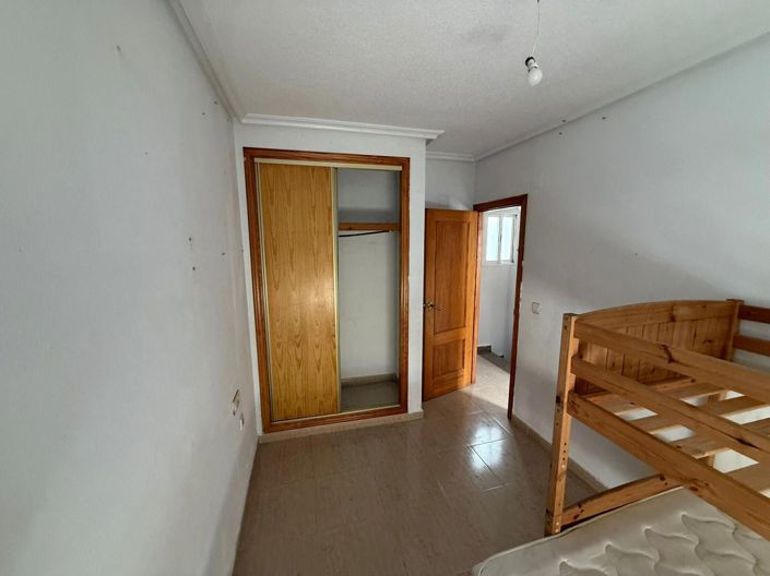 Image No.13-2 Bed House for sale