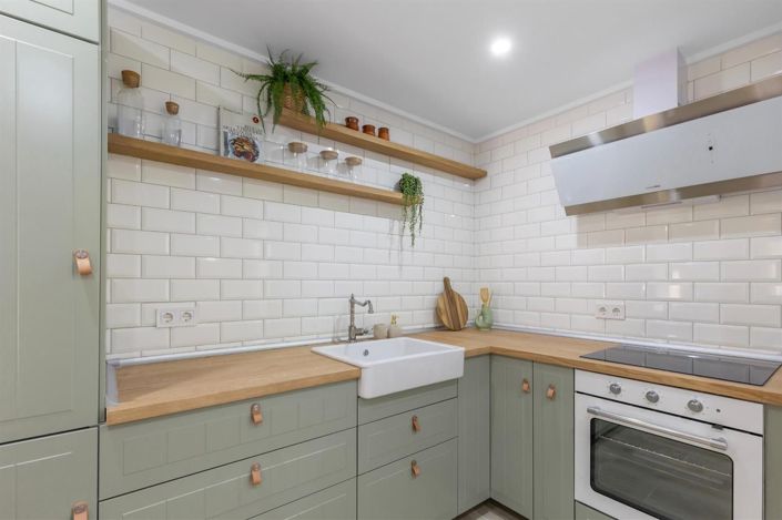 Image No.9-3 Bed House for sale