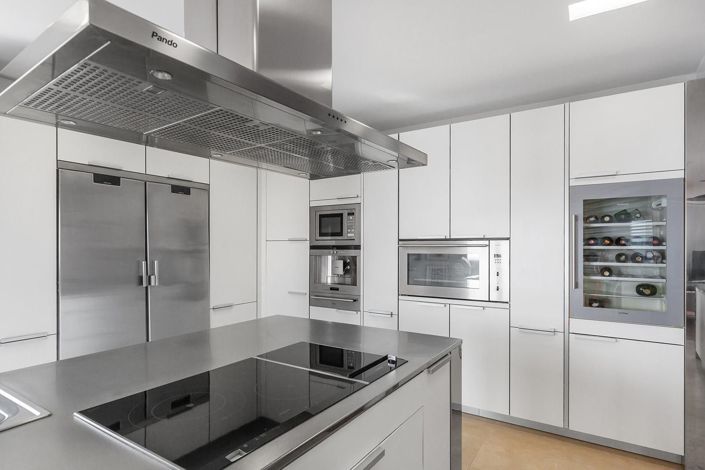 Image No.10-5 Bed Apartment for sale