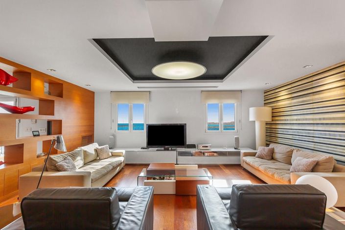 Image No.19-5 Bed Apartment for sale