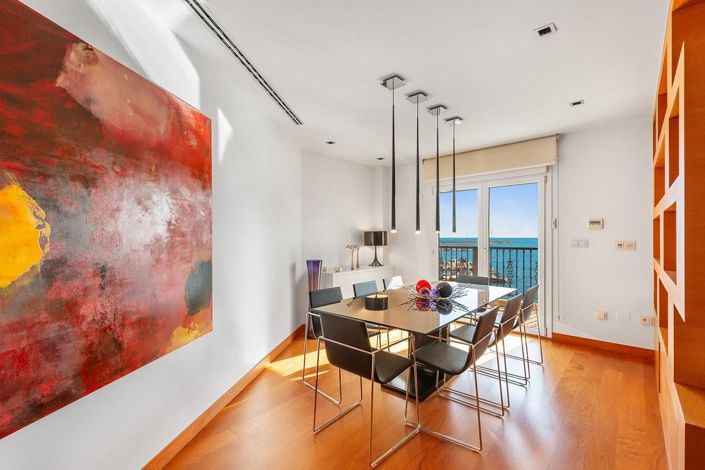 Image No.23-5 Bed Apartment for sale