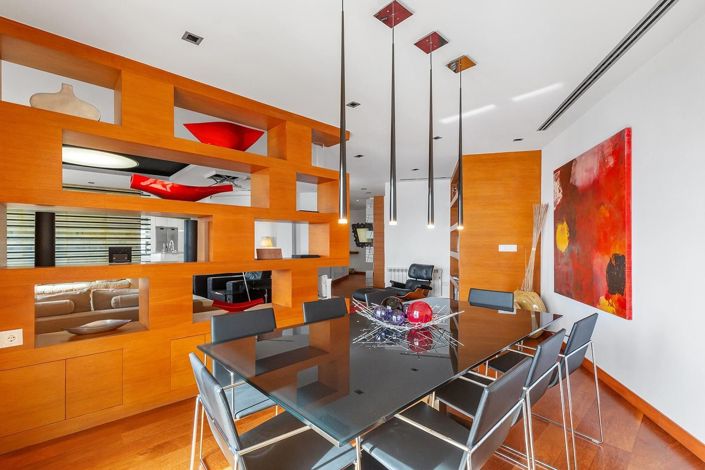 Image No.24-5 Bed Apartment for sale