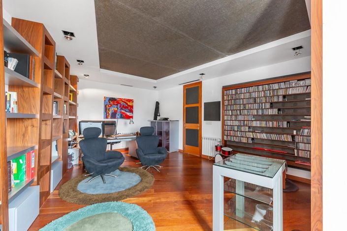 Image No.6-5 Bed Apartment for sale