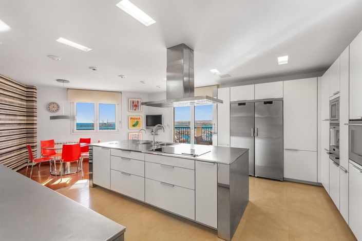 Image No.7-5 Bed Apartment for sale