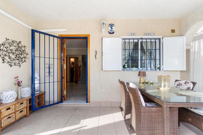 Image No.3-3 Bed House for sale