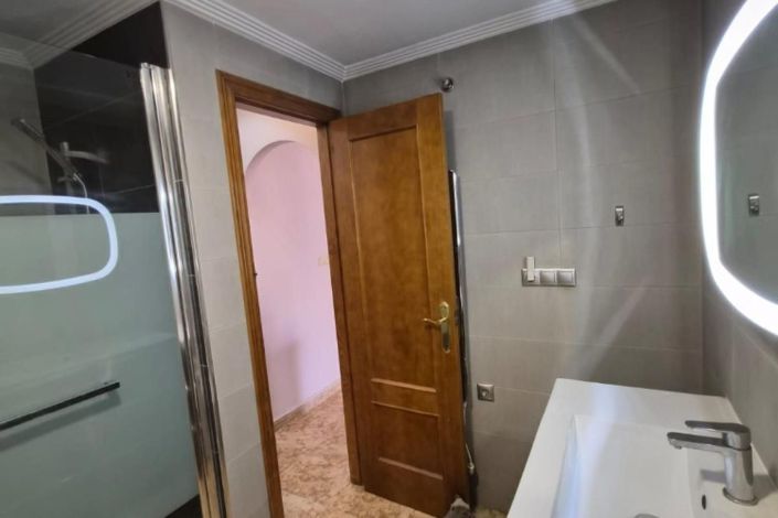 Image No.15-2 Bed Apartment for sale