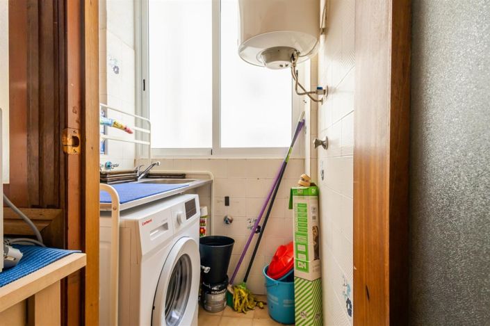 Image No.12-3 Bed Apartment for sale