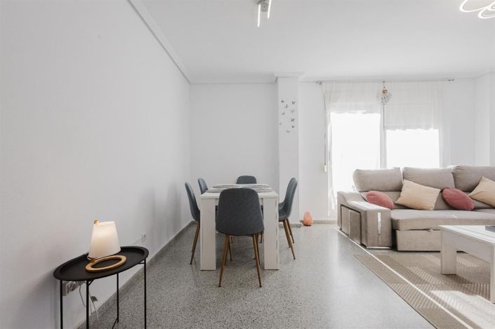 Image No.2-4 Bed Apartment for sale