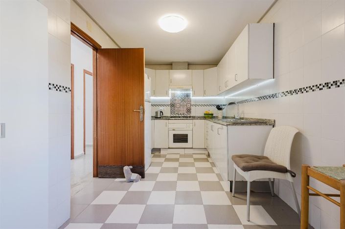 Image No.6-4 Bed Apartment for sale