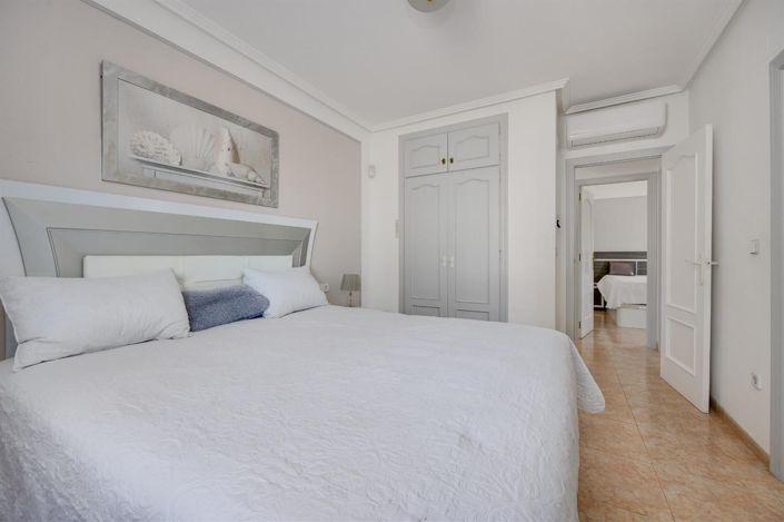 Image No.31-3 Bed House for sale