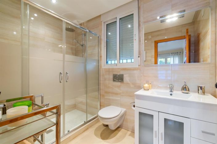 Image No.18-3 Bed Villa for sale