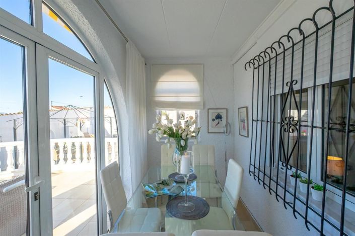 Image No.19-3 Bed Villa for sale